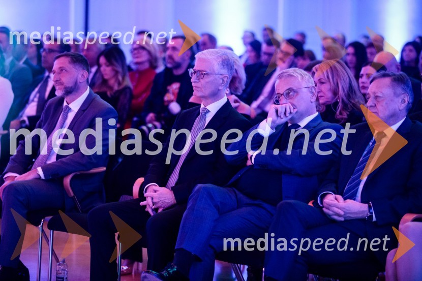  Klemen Boštjančič, minister za finance;  Franjo Bobinac, predsednik, Olimpijski komite Slovenije;  Matjaž Han, minister za gospodarstvo, turizem in šport;  Zoran Janković, župan, Mestna občina LjubljanaFranjo Bobinac je prejemnik priznanja za življenjsko delo na področju managementa 2024