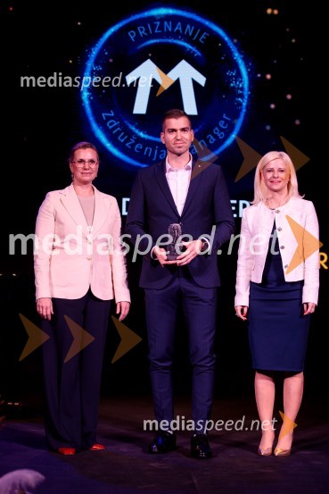  Tanja Subotič Levanič, Direktorica marketinga in korporativnega komuniciranja, IBM;  Samo Kumar, generalni direktor podjetja Bankart ter mladi manager leta 2024;  Ksenija Klampfer, ministrica za digitalno preobrazboFranjo Bobinac je prejemnik priznanja za življenjsko delo na področju managementa 2024