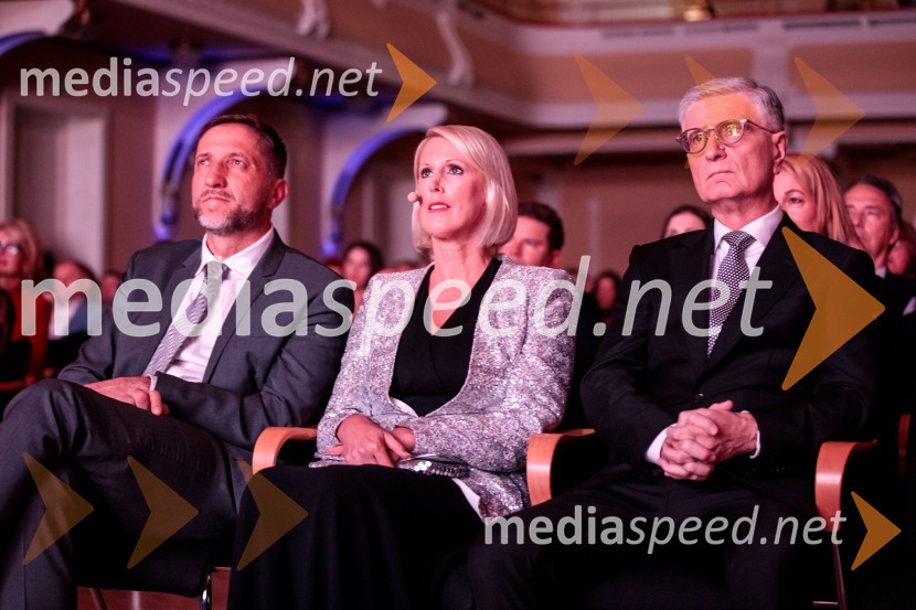  Klemen Boštjančič, minister za finance;  Petra Juvančič, izvršna direktorica, Združenje Manager;  Franjo Bobinac, predsednik, Olimpijski komite SlovenijeFranjo Bobinac je prejemnik priznanja za življenjsko delo na področju managementa 2024