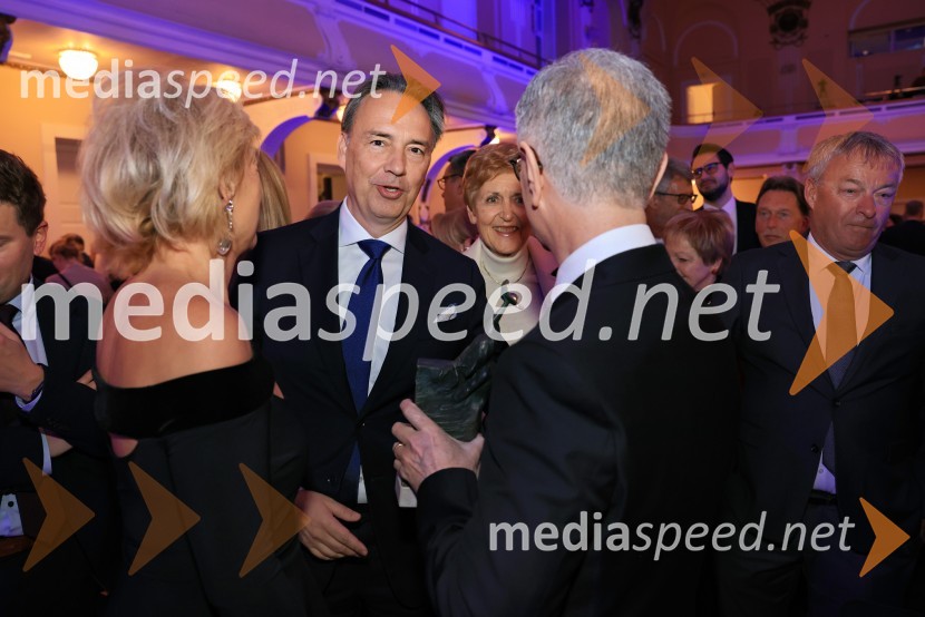 Franjo Bobinac je prejemnik priznanja za življenjsko delo na področju managementa 2024