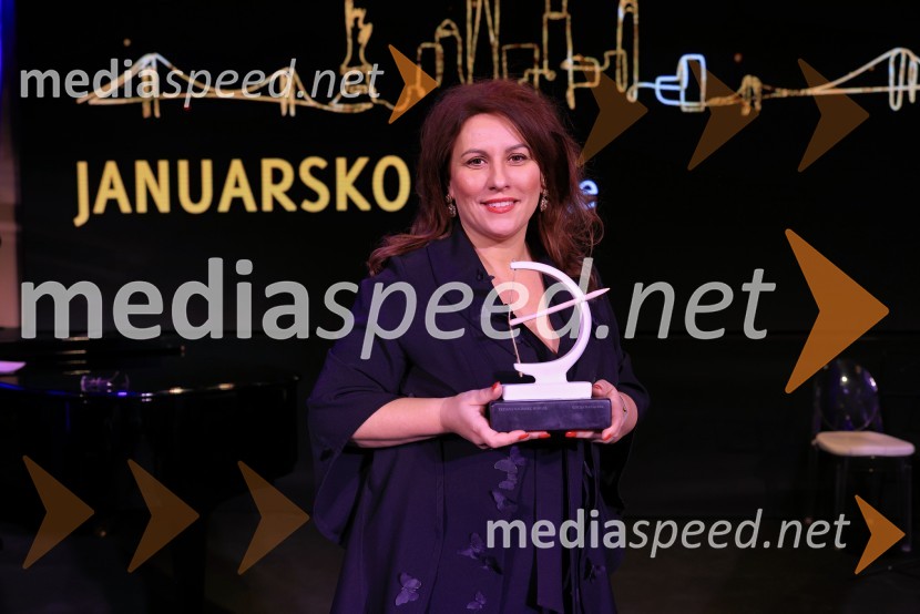  Tatjana  Vogrinec Burgar, predsednica uprave, Elektro MariborFranjo Bobinac je prejemnik priznanja za življenjsko delo na področju managementa 2024