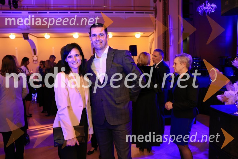  Gordana Kisilak, vodja za javne zadeve in korporativno komuniciranje, Huawei Slovenija;  Marko  Mlakar, direktor in partner, Amrop AdriaFranjo Bobinac je prejemnik priznanja za življenjsko delo na področju managementa 2024