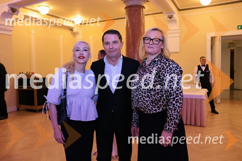  Katarina Matejčič;  Tomaž Orešič, podpredsednik skupine Resalta;  ... Franjo Bobinac je prejemnik priznanja za življenjsko delo na področju managementa 2024