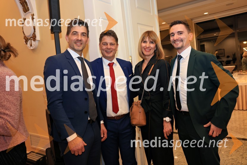  Marko Bombač,  predsednik uprave, Ljubljanska borza;  Jože Torkar, Kolektor Sisteh d.o.o.;  Klaudija  Torkar;  Primož ZupanFranjo Bobinac je prejemnik priznanja za življenjsko delo na področju managementa 2024