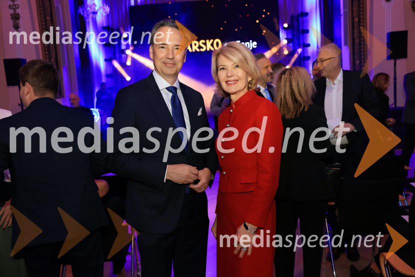  Tomislav Čizmić, predsednik poslovodstva družbe, Telemach Slovenija d.o.o.;  Nevenka Črešnar Pergar, lastnica in direktorica podjetja NP ConsultingFranjo Bobinac je prejemnik priznanja za življenjsko delo na področju managementa 2024