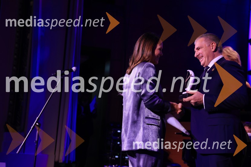  Marko Lotrič, predsednik, Državni svetFranjo Bobinac je prejemnik priznanja za življenjsko delo na področju managementa 2024