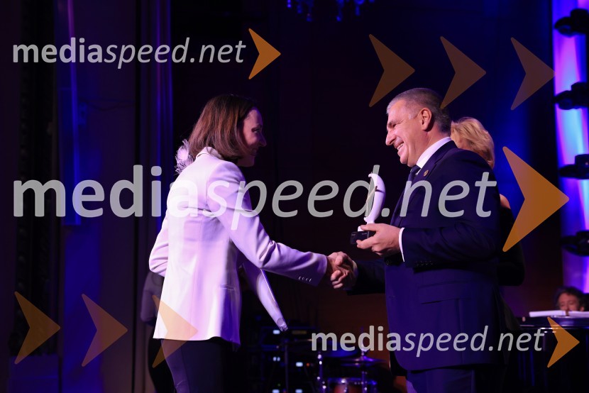  Marko Lotrič, predsednik, Državni svetFranjo Bobinac je prejemnik priznanja za življenjsko delo na področju managementa 2024