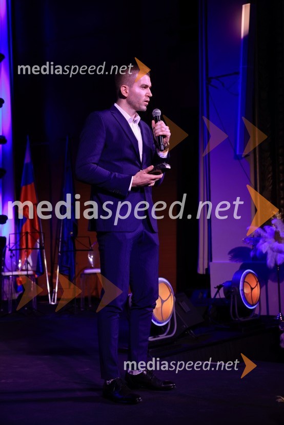  Samo Kumar, generalni direktor podjetja Bankart ter mladi manager leta 2024Franjo Bobinac je prejemnik priznanja za življenjsko delo na področju managementa 2024