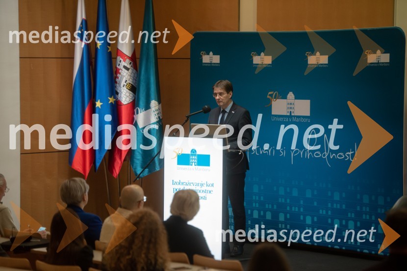 prof. dr. Zdravko Kačič, rektor Univerze v MariboruIzobraževanje kot pot do trajnostne prihodnosti na Univerzi v Mariboru