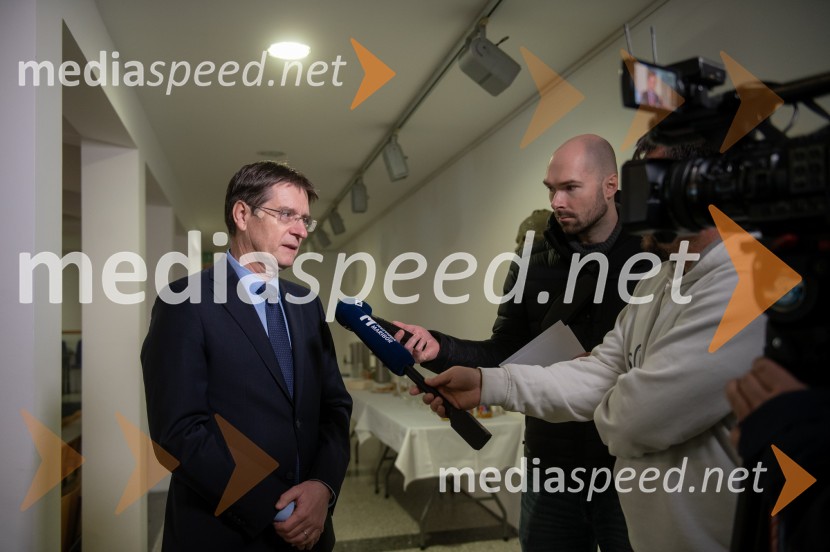 prof. dr. Zdravko Kačič, rektor Univerze v Mariboru;  ... Izobraževanje kot pot do trajnostne prihodnosti na Univerzi v Mariboru