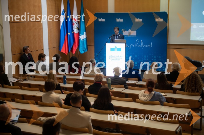 prof. dr. Zdravko Kačič, rektor Univerze v MariboruIzobraževanje kot pot do trajnostne prihodnosti na Univerzi v Mariboru