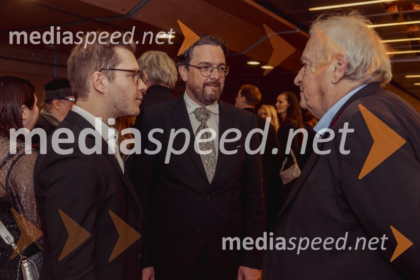  ... ;  Marko  Hribernik, direktor SNG Opera in balet Ljubljana;  ... Netopir, premiera operete v koprodukciji SNG Opera in balet Ljubljana in Cankarjevega doma