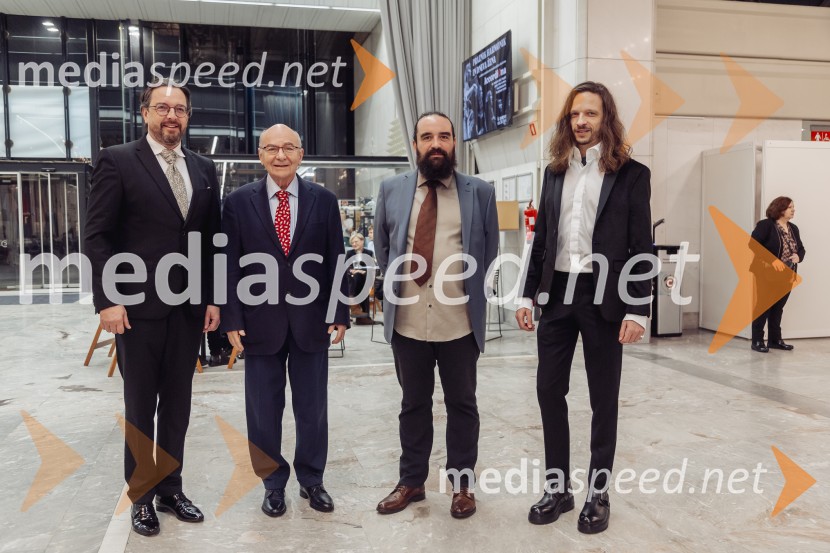 Marko  Hribernik, direktor SNG Opera in balet Ljubljana;  Mitja Rotovnik, nekdanji direktor Cankarjevega doma;   Jure Novak, generalni direktor, Cankarjev dom;  Peter Baroš, direktor kulturno-umetniškega programa Cankarjevega domaNetopir, premiera operete v koprodukciji SNG Opera in balet Ljubljana in Cankarjevega doma