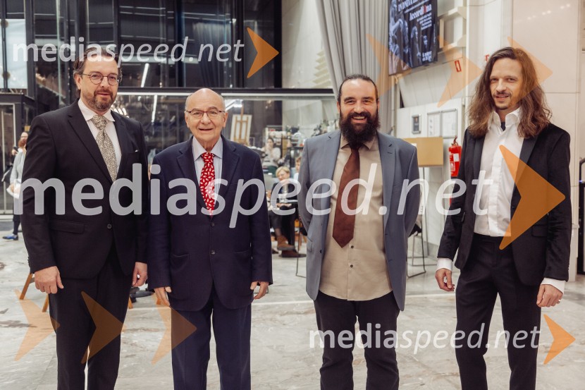  Marko  Hribernik, direktor SNG Opera in balet Ljubljana;  Mitja Rotovnik, nekdanji direktor Cankarjevega doma;   Jure Novak, generalni direktor, Cankarjev dom;  Peter Baroš, direktor kulturno-umetniškega programa Cankarjevega domaNetopir, premiera operete v koprodukciji SNG Opera in balet Ljubljana in Cankarjevega doma