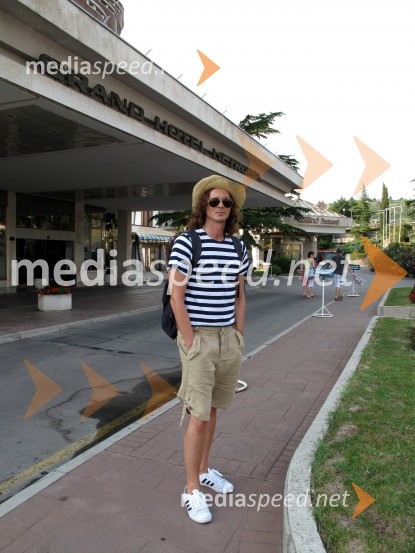 Livio Badurina, igralecKaligula, gledališka predstava