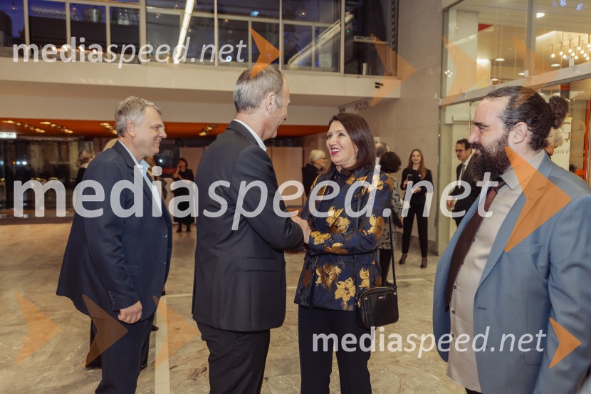 mag. Breda Pečovnik, direktorica kongresno komercialne dejavnosti Cankarjev dom;   Jure Novak, generalni direktor, Cankarjev domNetopir, premiera operete v koprodukciji SNG Opera in balet Ljubljana in Cankarjevega doma