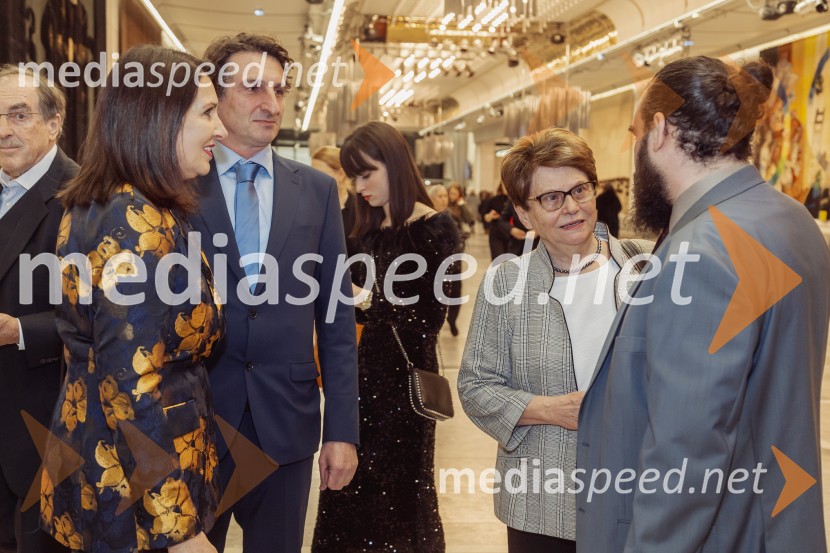 mag. Breda Pečovnik, direktorica kongresno komercialne dejavnosti Cankarjev dom;  ... ;  ... Netopir, premiera operete v koprodukciji SNG Opera in balet Ljubljana in Cankarjevega doma