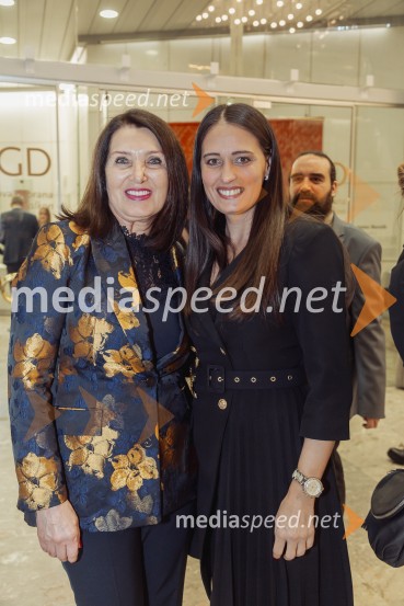 mag. Breda Pečovnik, direktorica kongresno komercialne dejavnosti Cankarjev dom;  ... ;   Jure Novak, generalni direktor, Cankarjev domNetopir, premiera operete v koprodukciji SNG Opera in balet Ljubljana in Cankarjevega doma