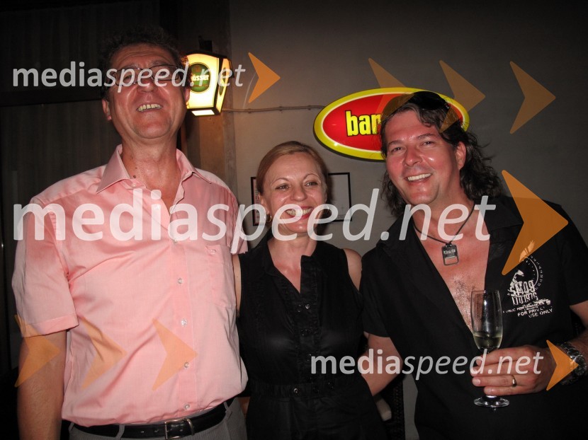 Mojmir Suhar, direktor avditorija Portorož, Livija Pandur, dramaturginja in Mladen Škerbec, gostinecKaligula, gledališka predstava