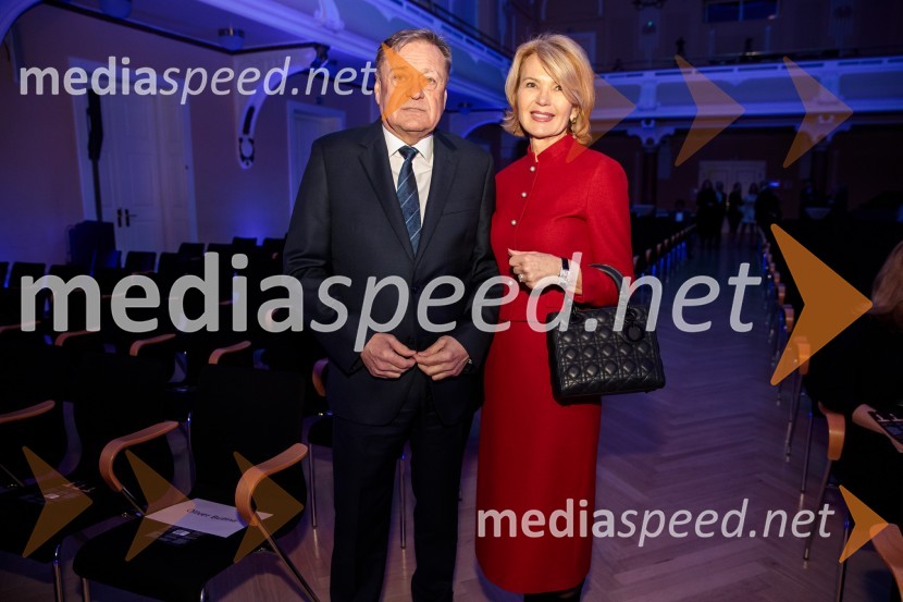  Zoran Janković, župan, Mestna občina Ljubljana;  Nevenka Črešnar Pergar, lastnica in direktorica podjetja NP ConsultingFranjo Bobinac je prejemnik priznanja za življenjsko delo na področju managementa 2024