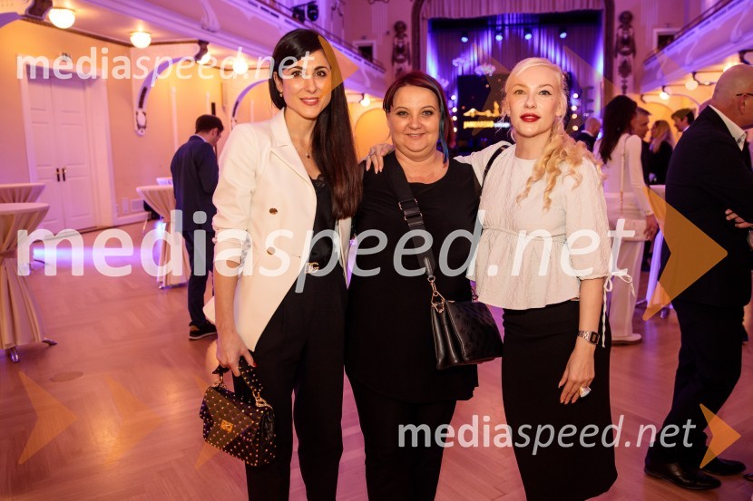  Sanja Savič, PwC Slovenija; mag. Sabina Sobočan, direktorica, Varis Lendava d.d.;  Katarina MatejčičFranjo Bobinac je prejemnik priznanja za življenjsko delo na področju managementa 2024