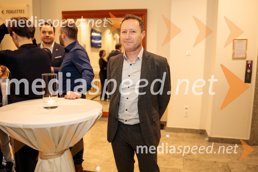 Franjo Bobinac je prejemnik priznanja za življenjsko delo na področju managementa 2024