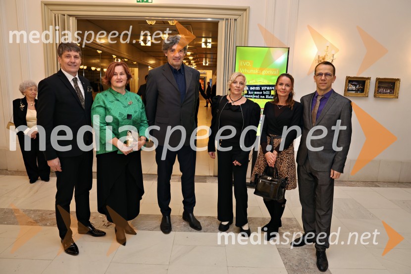 mag. Borut Sajovic, minister za obrambo RS;  Janja  Sajovic; mag. Rastislav Vrečko, poslanec;  ... ;  Tanja Krajnc;  Darko Krajnc, poslanecDr. Samo Zver je izrekel Bob leta 2024