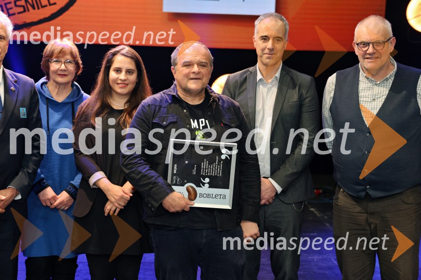  Karla  Zajc Berzelak, profesorica; dr. Samo Zver, zdravnik; dr. Ana  Svetel, antropologinja;  Milan  Hosta, športni filozof;  Boris Kolar, biolog in pisateljDr. Samo Zver je izrekel Bob leta 2024