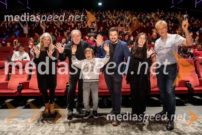  ... ;  Marjan Bunič, pevec, voditelj, Radio Ognjišče;  Patrik Novak;  Marko Kvar;  ... ;  Vojko Sfiligoj, skladateljMedvedek Paddington v džungli, premiera v Cineplexx Ljubljana