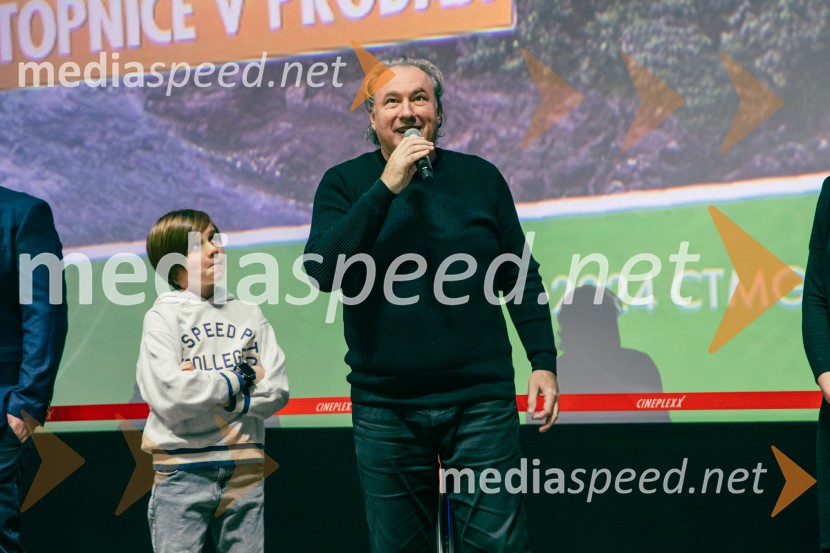  Patrik Novak;  Marjan Bunič, pevec, voditelj, Radio OgnjiščeMedvedek Paddington v džungli, premiera v Cineplexx Ljubljana