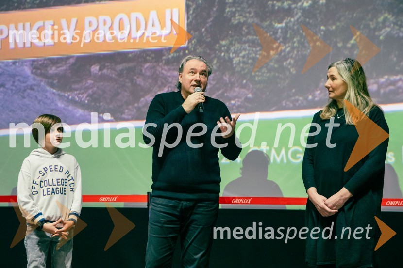  Patrik Novak;  Marjan Bunič, pevec, voditelj, Radio Ognjišče;  ... Medvedek Paddington v džungli, premiera v Cineplexx Ljubljana