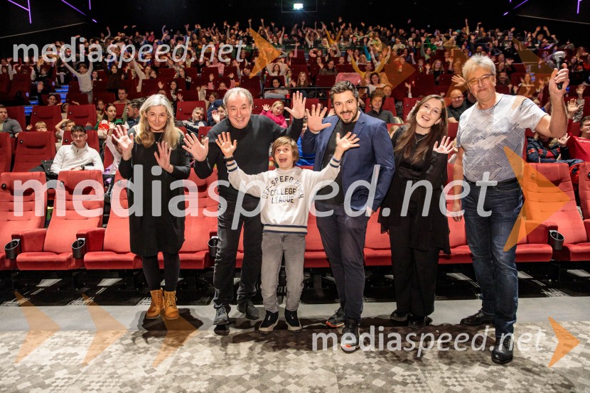  ... ;  Marjan Bunič, pevec, voditelj, Radio Ognjišče;  Patrik Novak;  Marko Kvar;  ... ;  Vojko Sfiligoj, skladateljMedvedek Paddington v džungli, premiera v Cineplexx Ljubljana