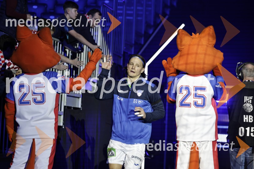  Jure Dolenec, rokometašSlovenski rokometaši po dramatični tekmi z Egiptom izpadli iz boja za četrtfinale