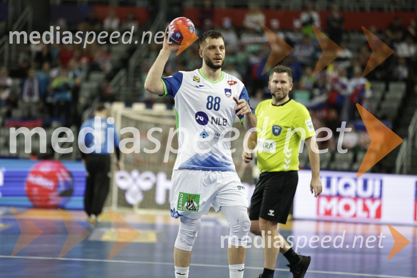  Aleks Vlah, rokometašSlovenski rokometaši po dramatični tekmi z Egiptom izpadli iz boja za četrtfinale