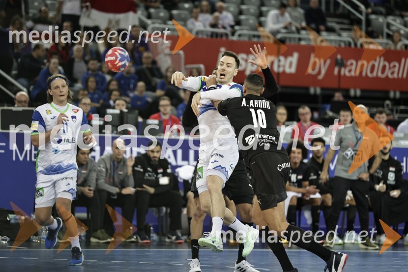  Jure Dolenec, rokometaš;  ... Slovenski rokometaši po dramatični tekmi z Egiptom izpadli iz boja za četrtfinale