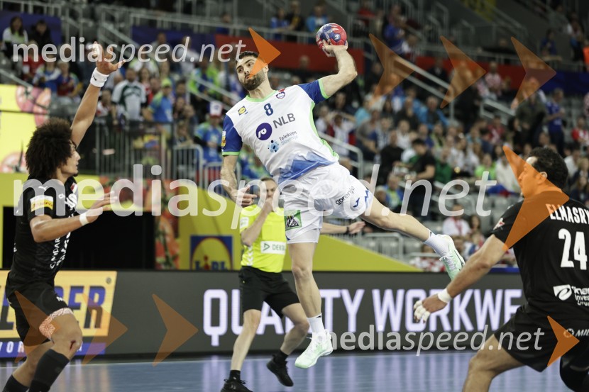  Blaž Janc, rokometašSlovenski rokometaši po dramatični tekmi z Egiptom izpadli iz boja za četrtfinale