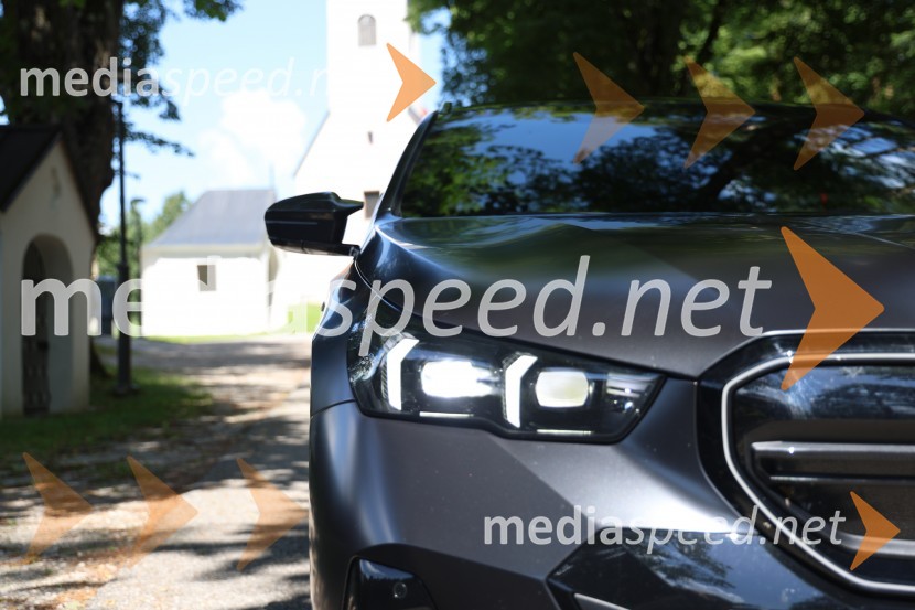 BMW I5 M60 TOURING (popolnoma električni pogon)