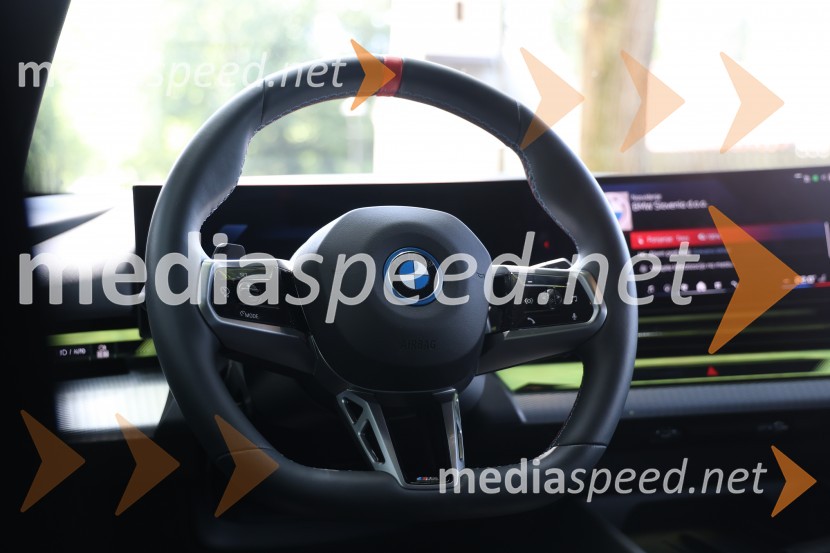 BMW I5 M60 TOURING (popolnoma električni pogon)