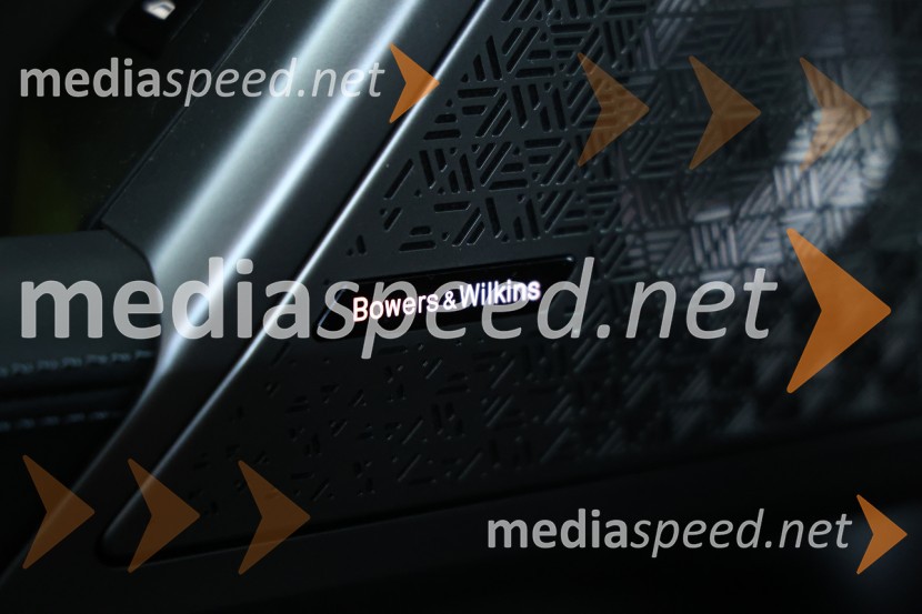 BMW I5 M60 TOURING (popolnoma električni pogon)