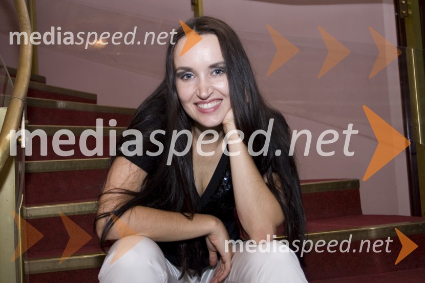 Tinkara Kovač, pevka27. tradicionalna Kranjska noč 2009