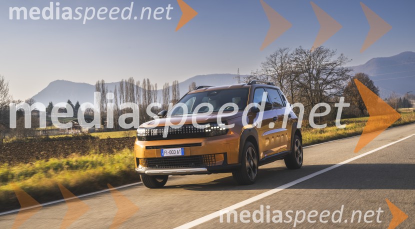 Fiat Grande Panda se podaja na globalno pot s prevzemom vodilnega mesta segmenta B v Ervropi