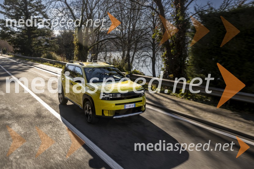 Fiat Grande Panda se podaja na globalno pot s prevzemom vodilnega mesta segmenta B v Ervropi