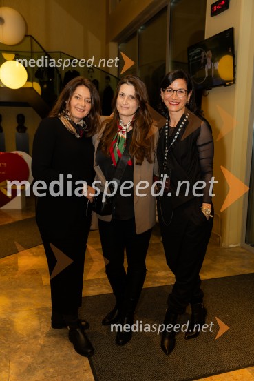  ... ;  ... ;  Simona  Belle, služba za stike z javnostmi MGLFestival Ruta, otvoritev festivala