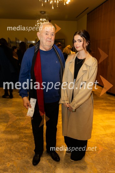  Aco Šunjič, nekdanji direktor Lutkovnega gledališča;  ... Festival Ruta, otvoritev festivala