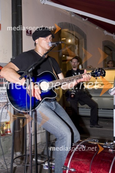 Samuel Lukas, pevec27. tradicionalna Kranjska noč 2009