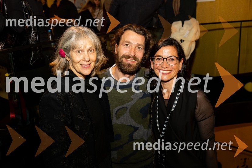  Nataša Tič Ralijan, igralka;  Tomo Tomšič, igralec;  Simona  Belle, služba za stike z javnostmi MGLFestival Ruta, otvoritev festivala