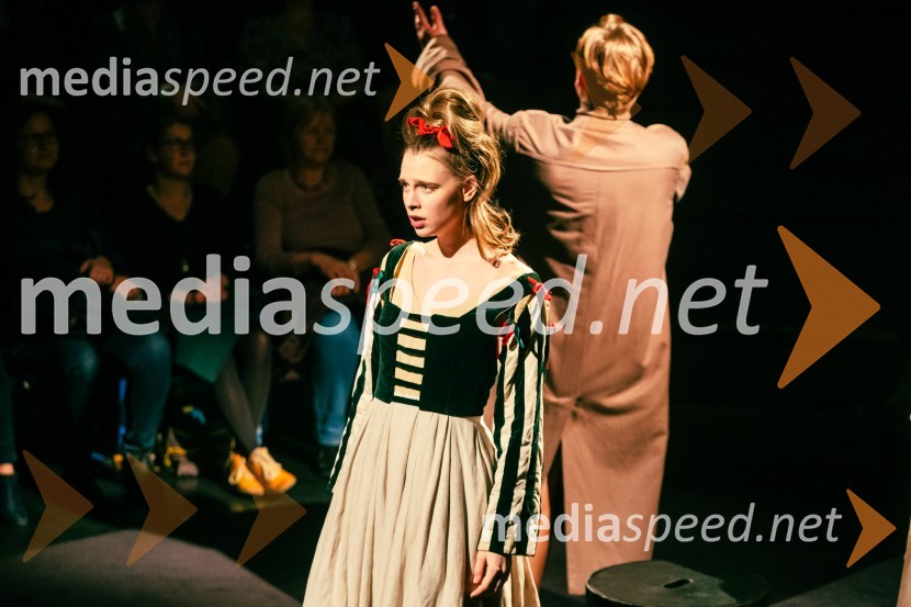  Klara Kuk, igralkaIgralec, premiera gledališke predstave v Cankarjevem domu