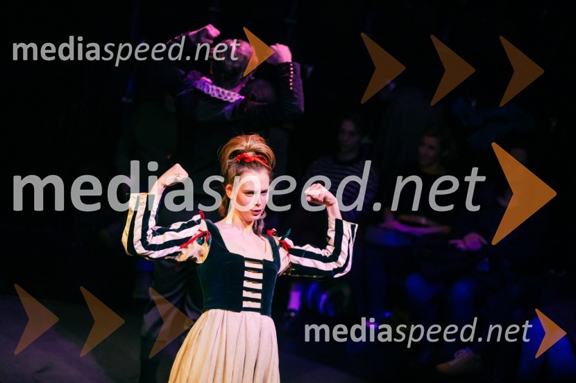  Klara Kuk, igralkaIgralec, premiera gledališke predstave v Cankarjevem domu