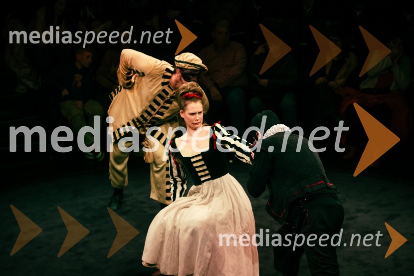  Klara Kuk, igralkaIgralec, premiera gledališke predstave v Cankarjevem domu