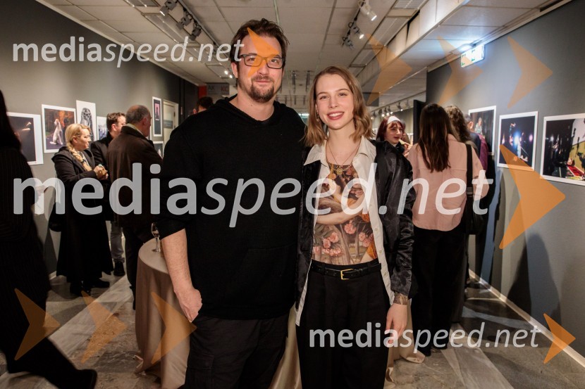  Filip Samobor, igralec;  Klara Kuk, igralkaIgralec, premiera gledališke predstave v Cankarjevem domu